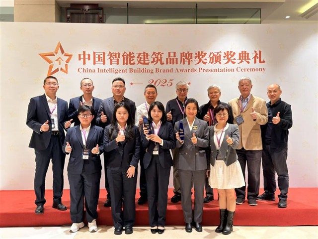 喜讯！含金量拉满！莱讯通信荣获2025中国综合布线“十大品牌”与“智算万卡性能标杆”行业双重大奖！！！